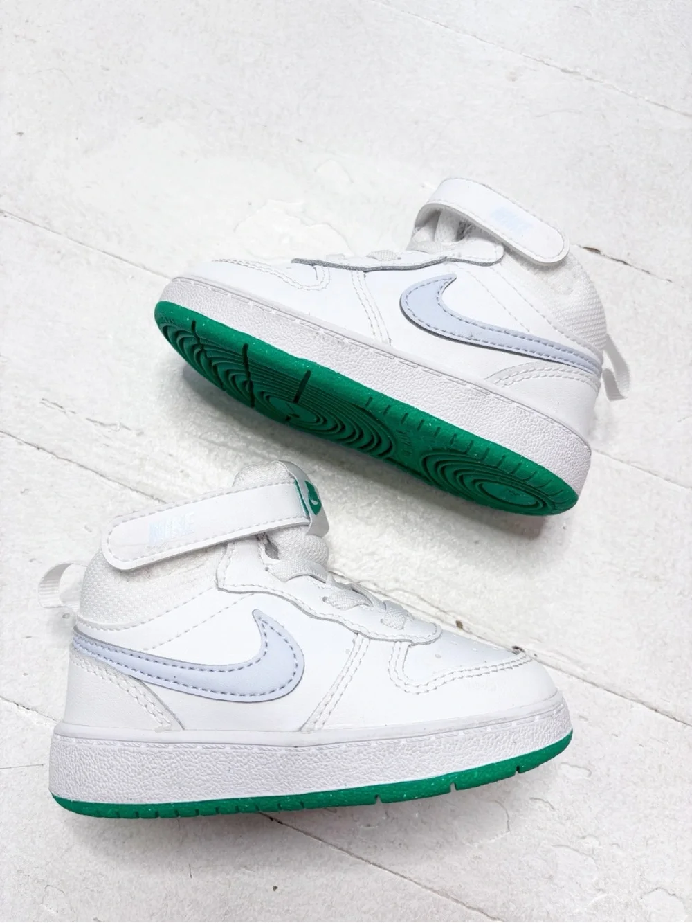 Nike Court Borough Mid 2 Green White Toddler Size 6 EUC